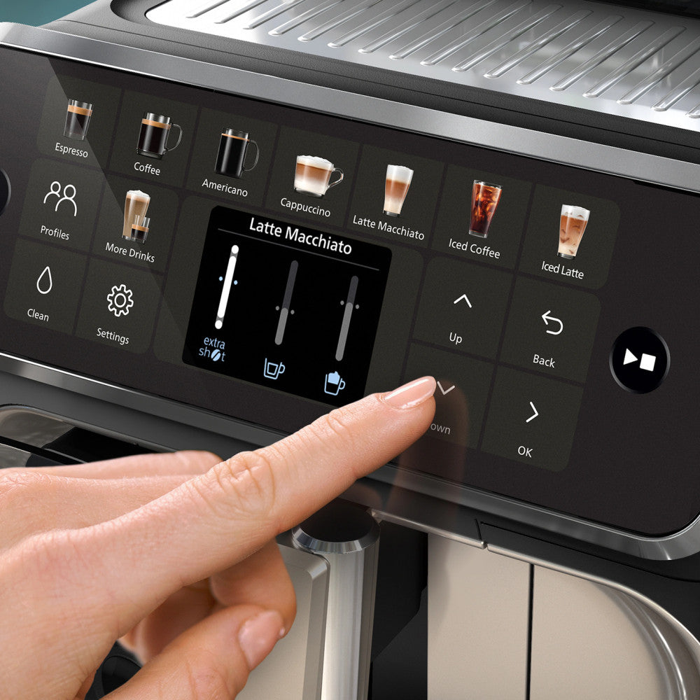 Philips 5500 LatteGo EP5547/90 automatinis kavos aparatas – juodas/sidabrinis